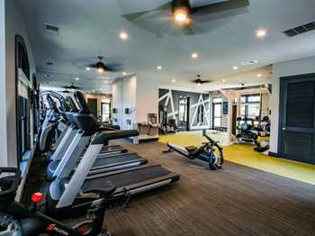 Stone creek at brookhaven apartment homes gym with free weights